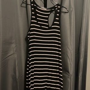 Black and white maxi dress